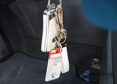 2025 Lexus Rx 350 Premium z USA, uszkodzony, nr VIN JTJCHMAA9S2022801